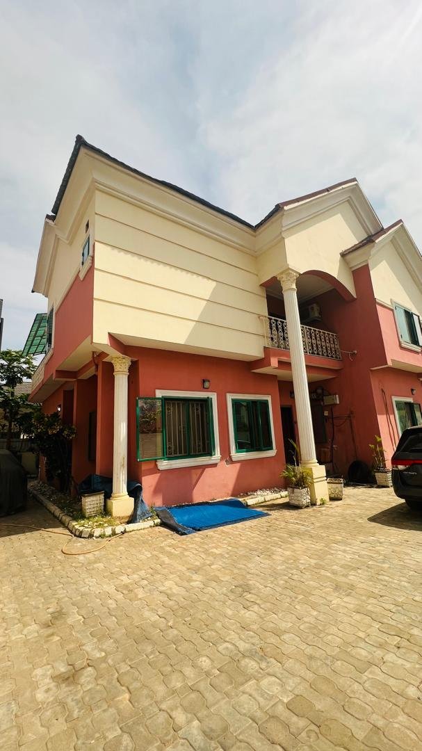 WhatsApp Image 2025-11-24 at 4.10.03 PM (1)